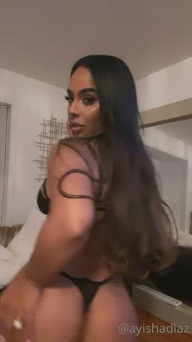 Big Ass Latina OnlyFans clip