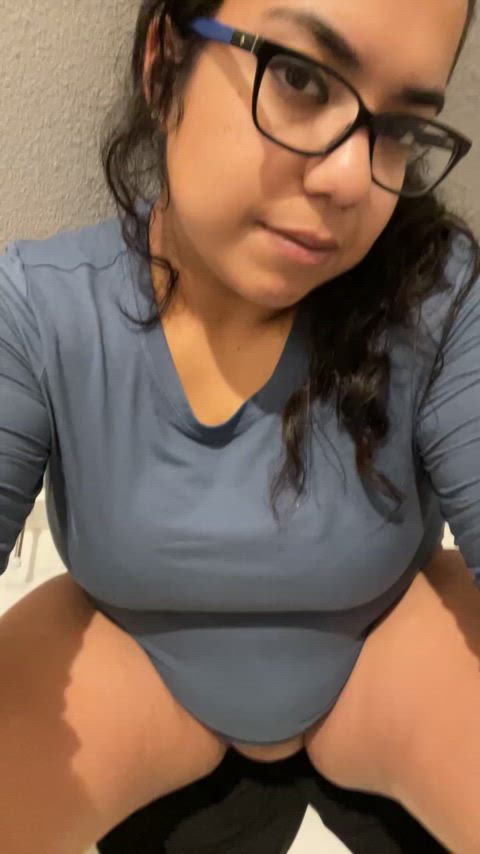 latina pussy pussy lips pussy spread pussy to mouth wet pussy latinas clip