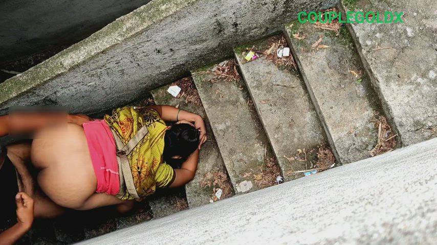 Indian Auntie Fucked Doggystyle on Outdoor Staircase and Cum on Ass