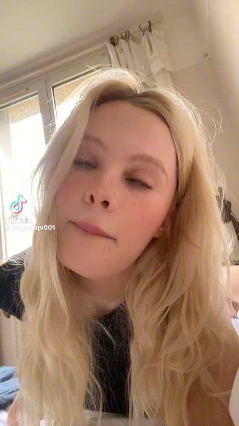 ViviMalishka - More Tiktok flash videos on my TT likes (juanmomo45)