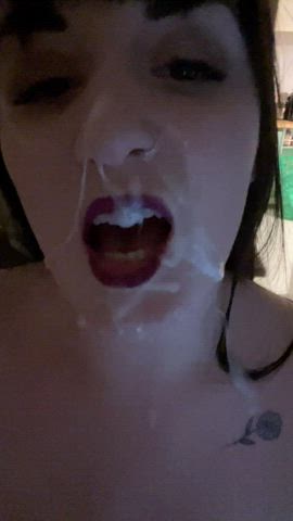 Walking outside with cum all over my face