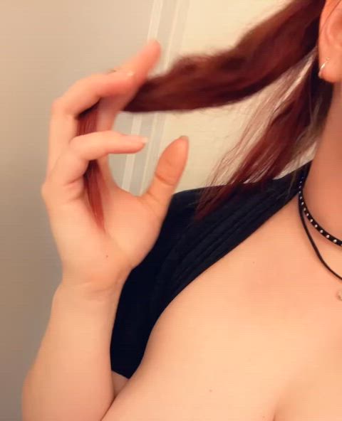 Pull my hair and fuck me from behind. 