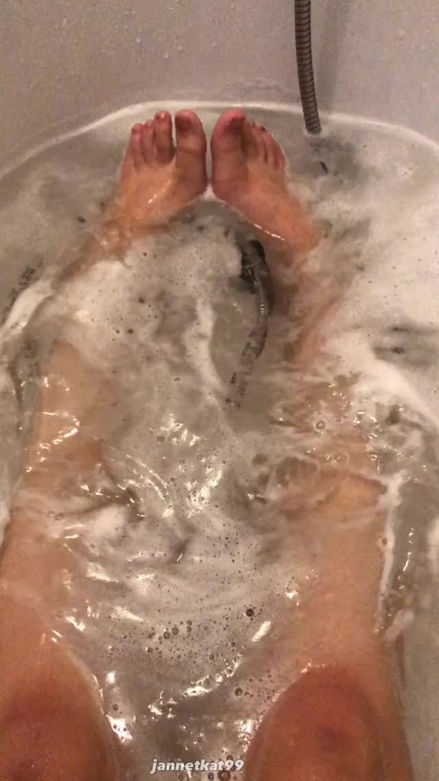 Feet -preview