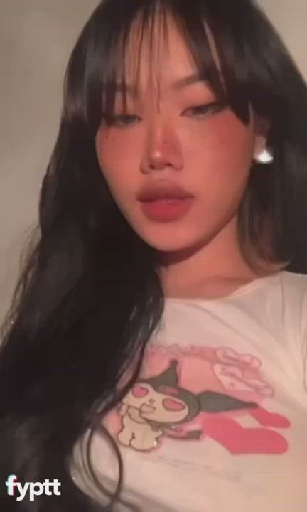 Asian Babe Busty Huge Tits clip