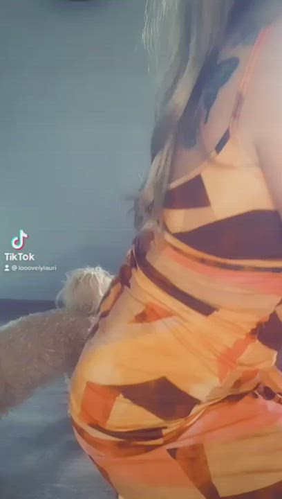 Aidra Fox Candy Sexton TikTok clip