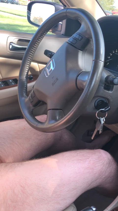 amateur car cumshot exhibitionist male masturbation public exposed-in-public in-the-car