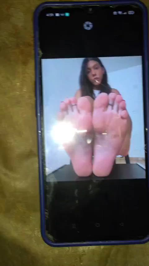 brazilian cum on feet cumshot jerk off soles trans woman clip