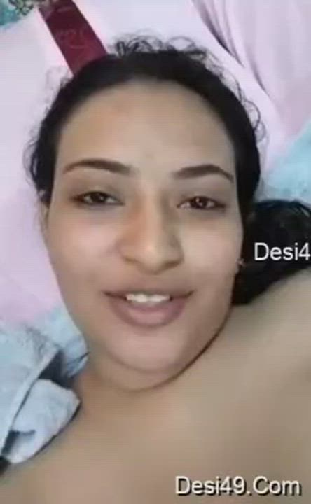 Indian ?girl show her ?boobs and ?pussy Full video