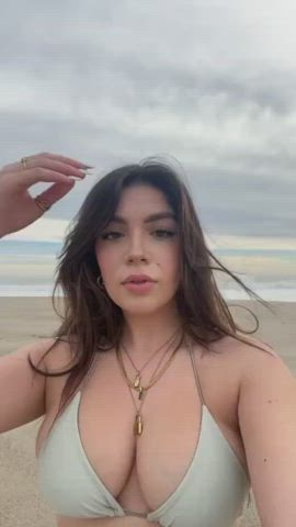 beach big tits busty petite clip