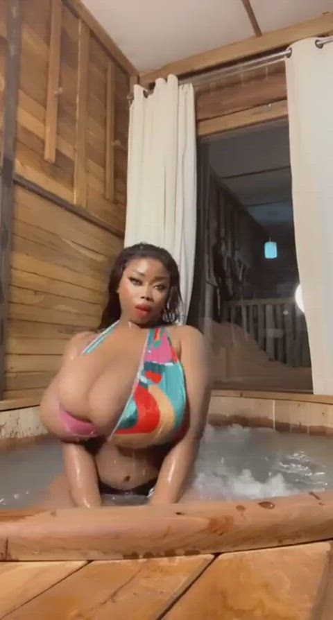 big tits bouncing tits ebony clip