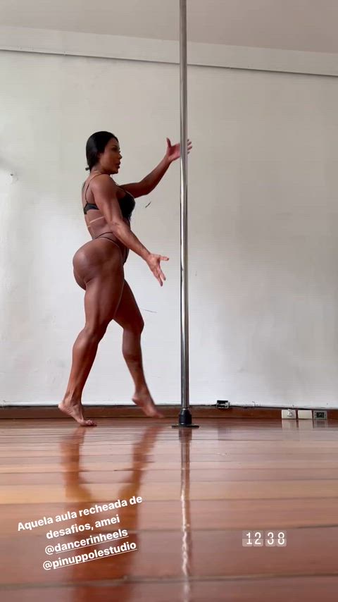 ass big ass big tits brazilian celebrity dancing muscular girl pole dance clip