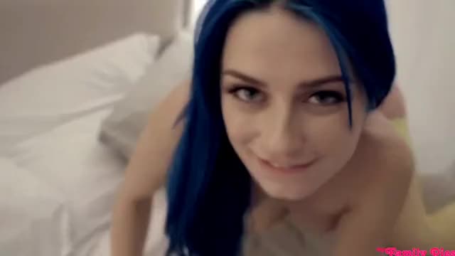 Jewelz Blu Sucking Cock
