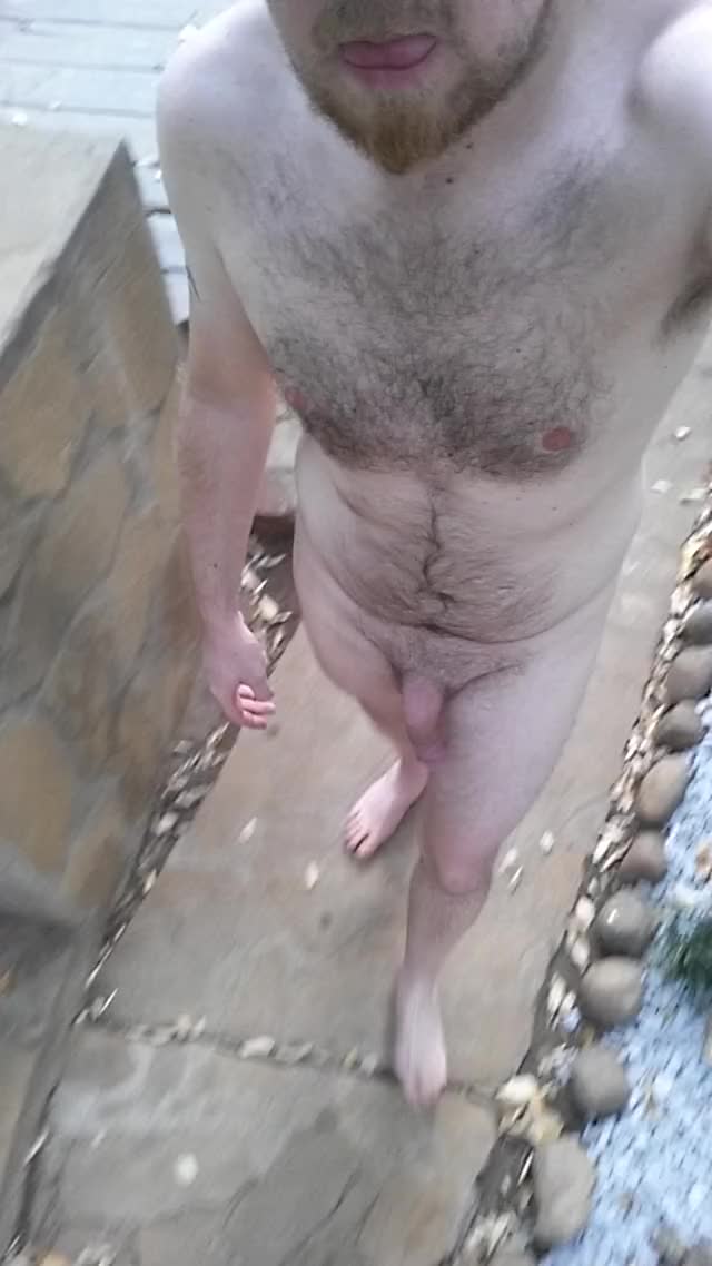 Walking around outside, I love the thrill of being nude. Ended up cumming not long
