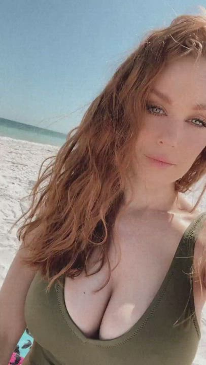 Beach Cleavage Redhead clip