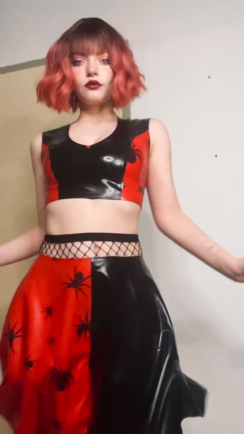 goth latex rubber skirt clip