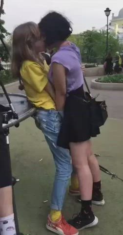 Kissing Lesbian Lesbians Teen clip