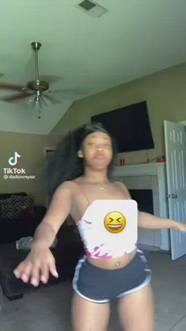 Ebony Nipslip TikTok clip