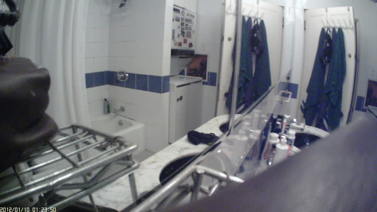 Bathroom Changing Room Voyeur clip