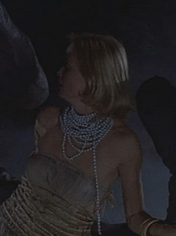 King Kong reveals Jessica Langs plots in King Kong 1976