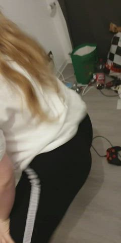 Ass Dancing Girlfriend Leggings Legs Teen Twerking clip