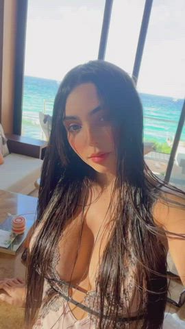 big tits brazilian brunette celebrity cleavage clip