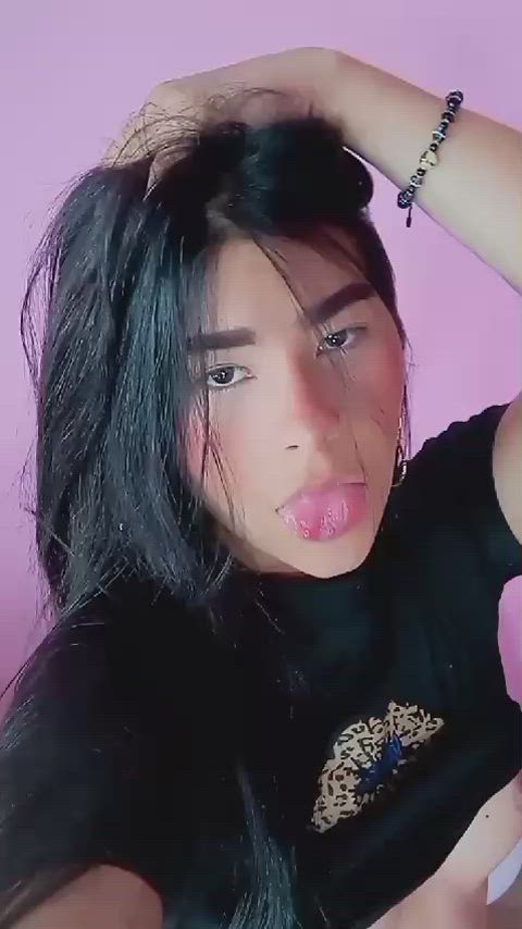ahegao latina saliva sensual lips-that-grip clip