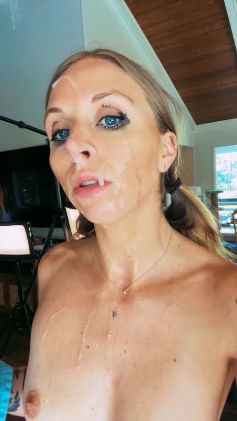 Dripping in cum