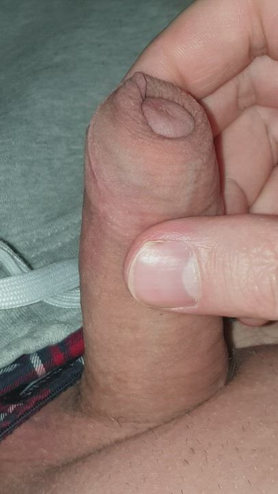 (43) playing with my penis for you, can use some help