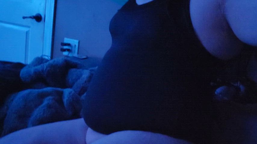 Belly Jiggles video