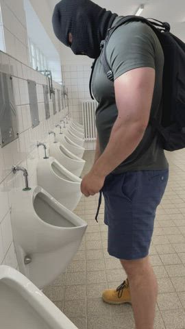 Piss Public Toilet