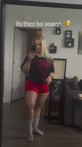 Blonde Fitness Legs Muscular Girl Pawg Thick clip