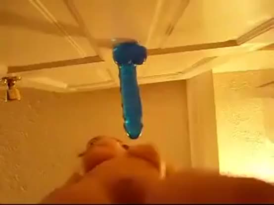 teen fucks her bathroom door until she squirts