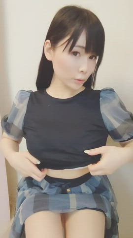 Cum and fuck my Japanese titties 💦 (reveal)