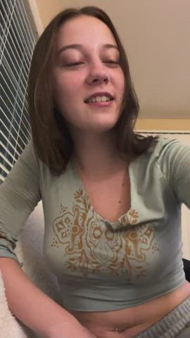 amateur flashing tits clip