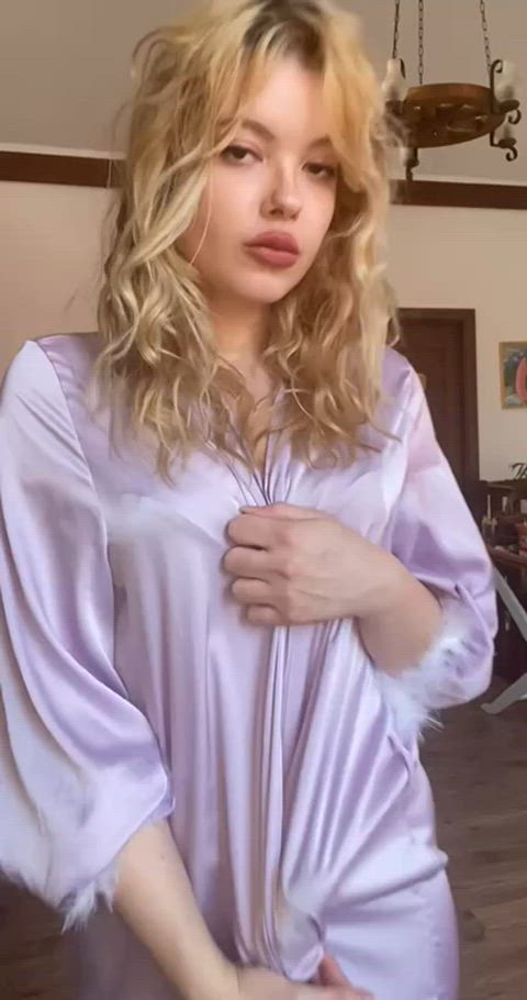 blonde onlyfans pegging clip