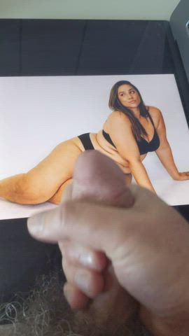 Cumming on sexy BBW model Erica Lauren