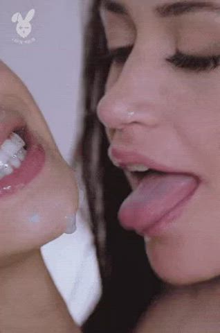 Cum Cumshot Cumswap Kissing Lesbian clip