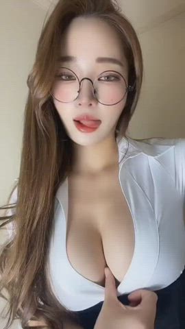 Asian Bouncing Tits Cute OnlyFans Petite TikTok Tits Porn GIF by thessabzzz