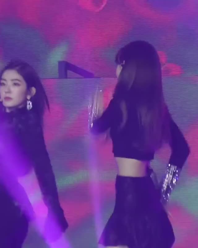 181220 Red Velvet - Butterflies Wendy Fancam by FantasyBlue at KPMA 2018 7