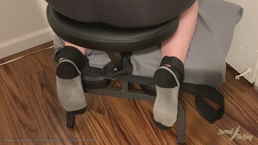 Squirmy’s Feet in the Tickle Chair