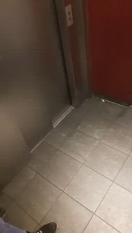 Triple elevator blowjob 🥵