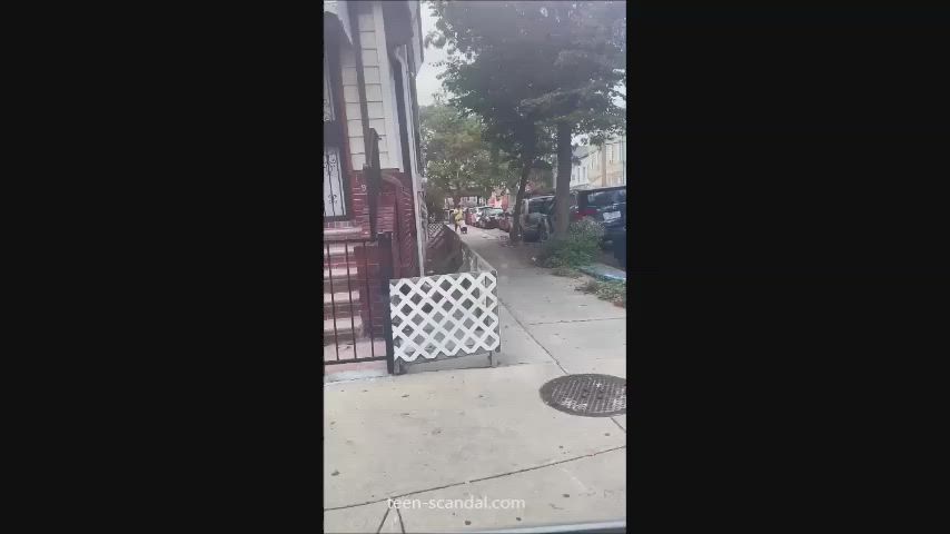 Amateur Blowjob Outdoor Public clip