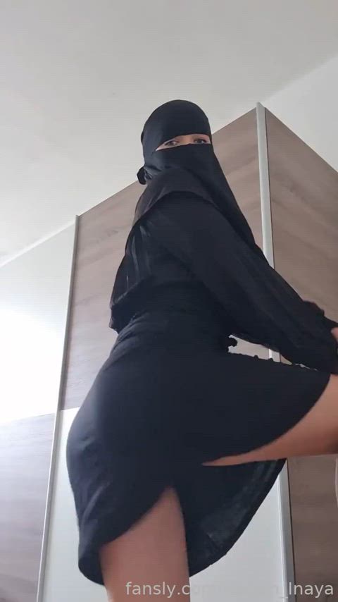 ass hijab twerking clip