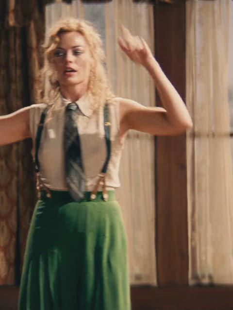 celebrity margot robbie pokies celebs clip