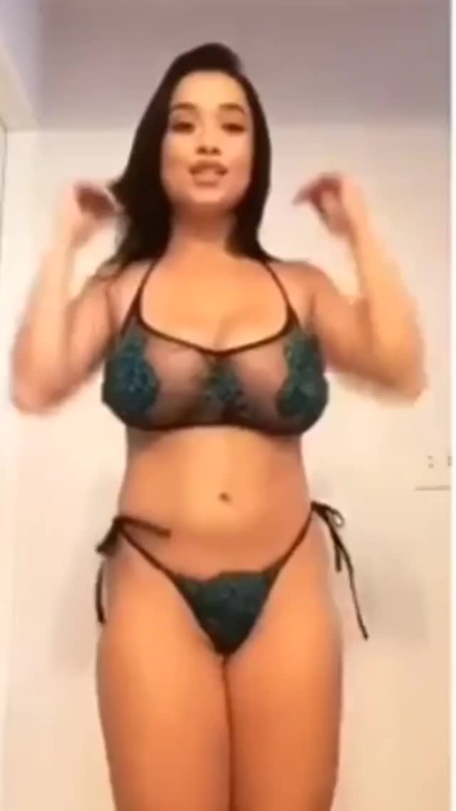 Asian Elizabeth dancing with her big boobs in underwear