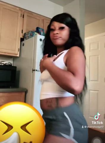 big ass bubble butt pussy rear pussy tiktok twerking clip