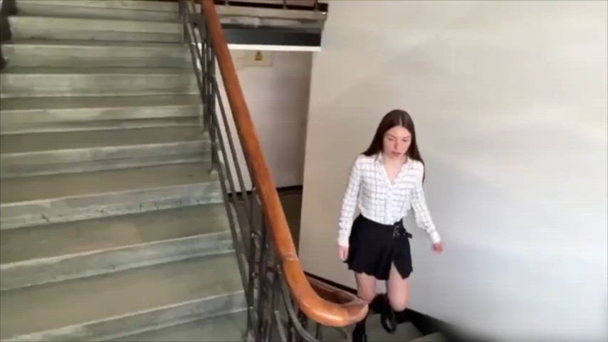 She met her Boyfriend's bully and gave him a pov blowjob handjob in the stairs for