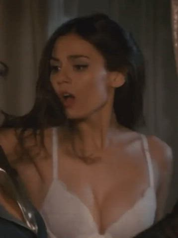 Victoria Justice when she sees all the hot daddys on this sub whip their big girthy