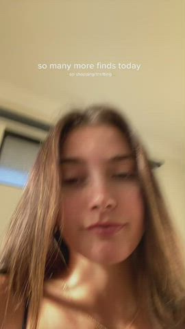 Cleavage Teen TikTok clip