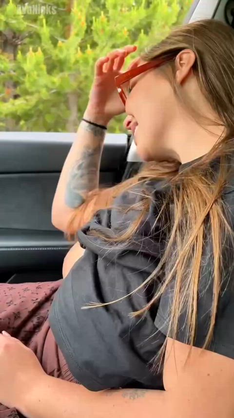 Would you pick up a stranger if they had tits like mine? 😈 ( Full hitchhiking